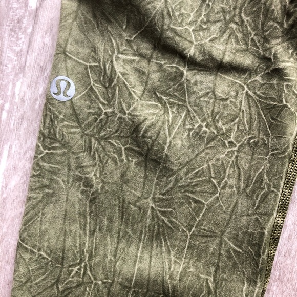 Lululemon Fast and Free Tight II 25" Ice Dye - Picture 6 of 14